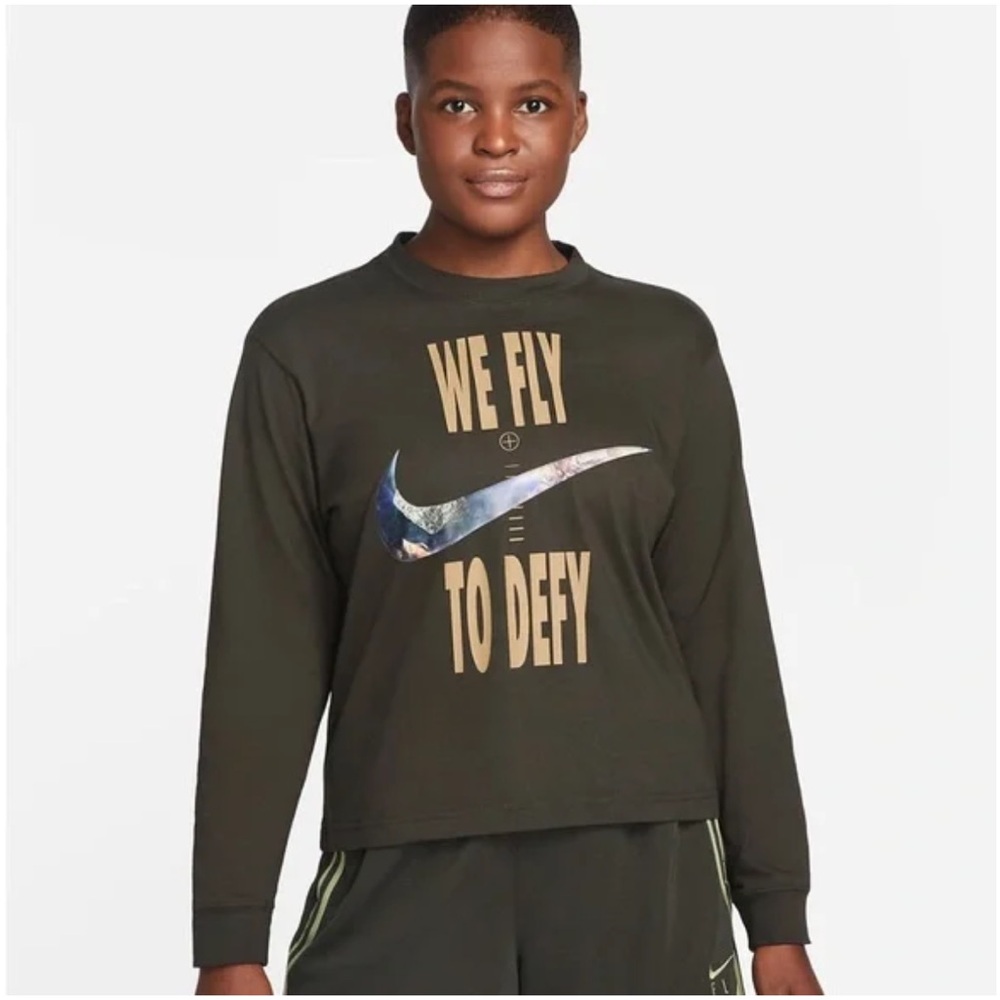 Nike Long Sleeve Tee with Graphic